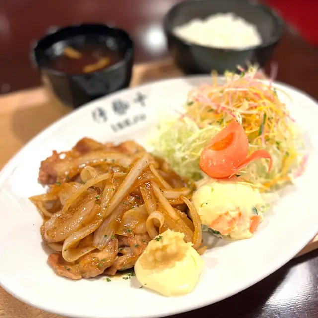 国産豚上リブロースの贅沢生姜焼き　伊勢十秘伝のタレ